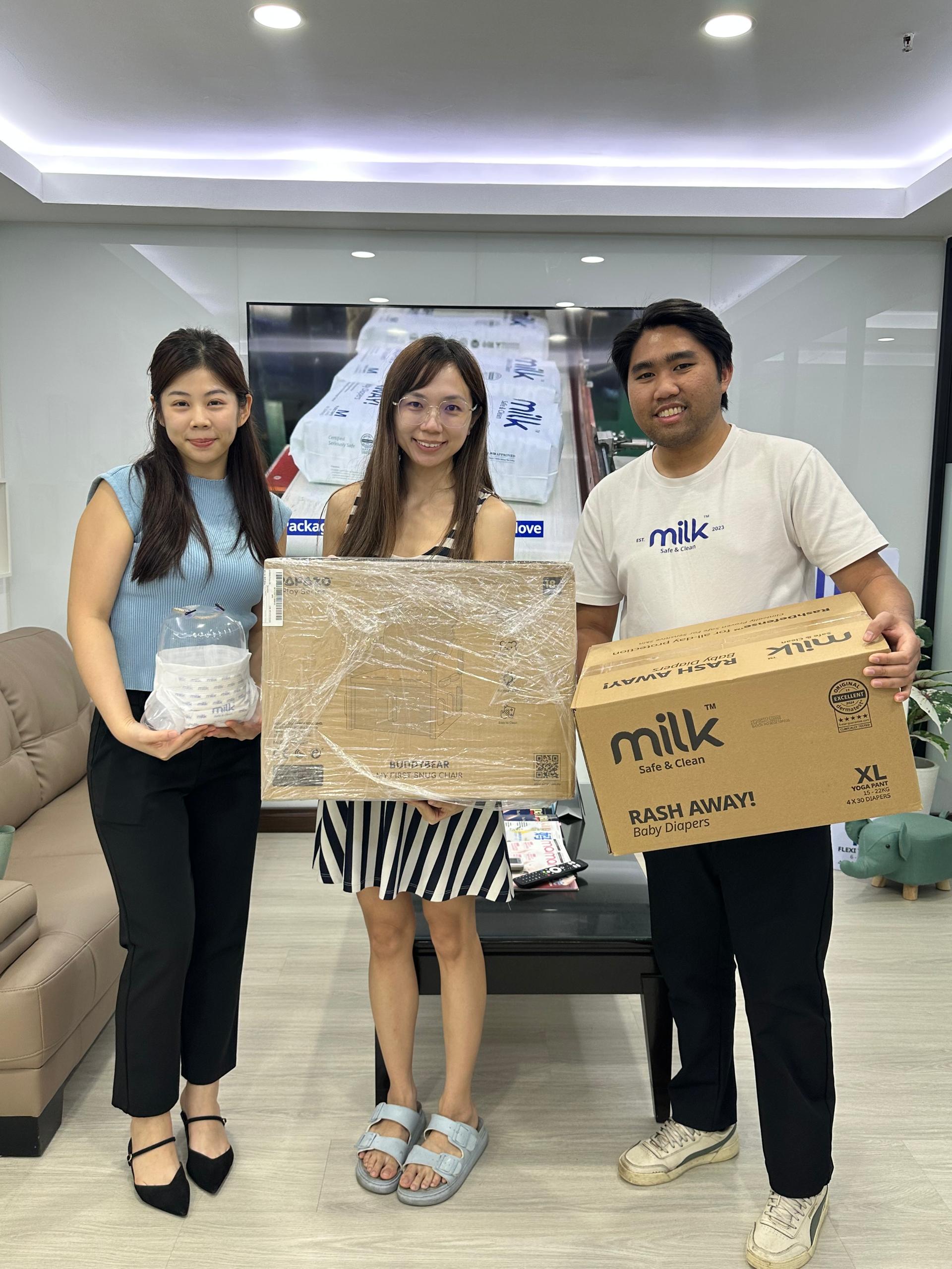 Winner holding box